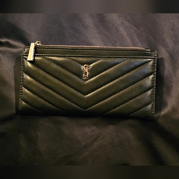 Steve Madden Handbags - Steve Madden large wallet